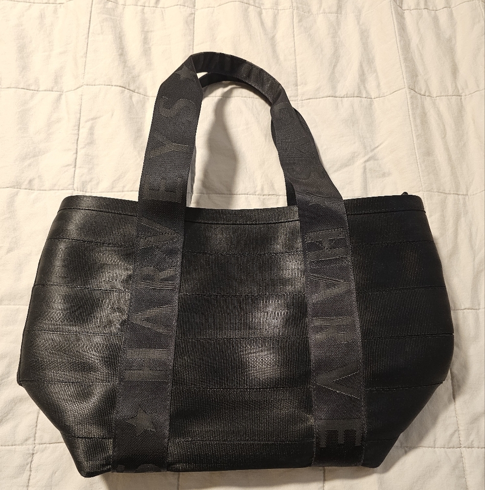 Harveys Medium Tote